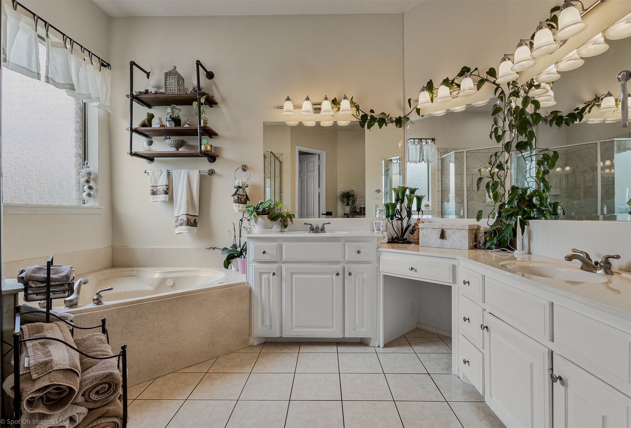 119 Equestrian Drive