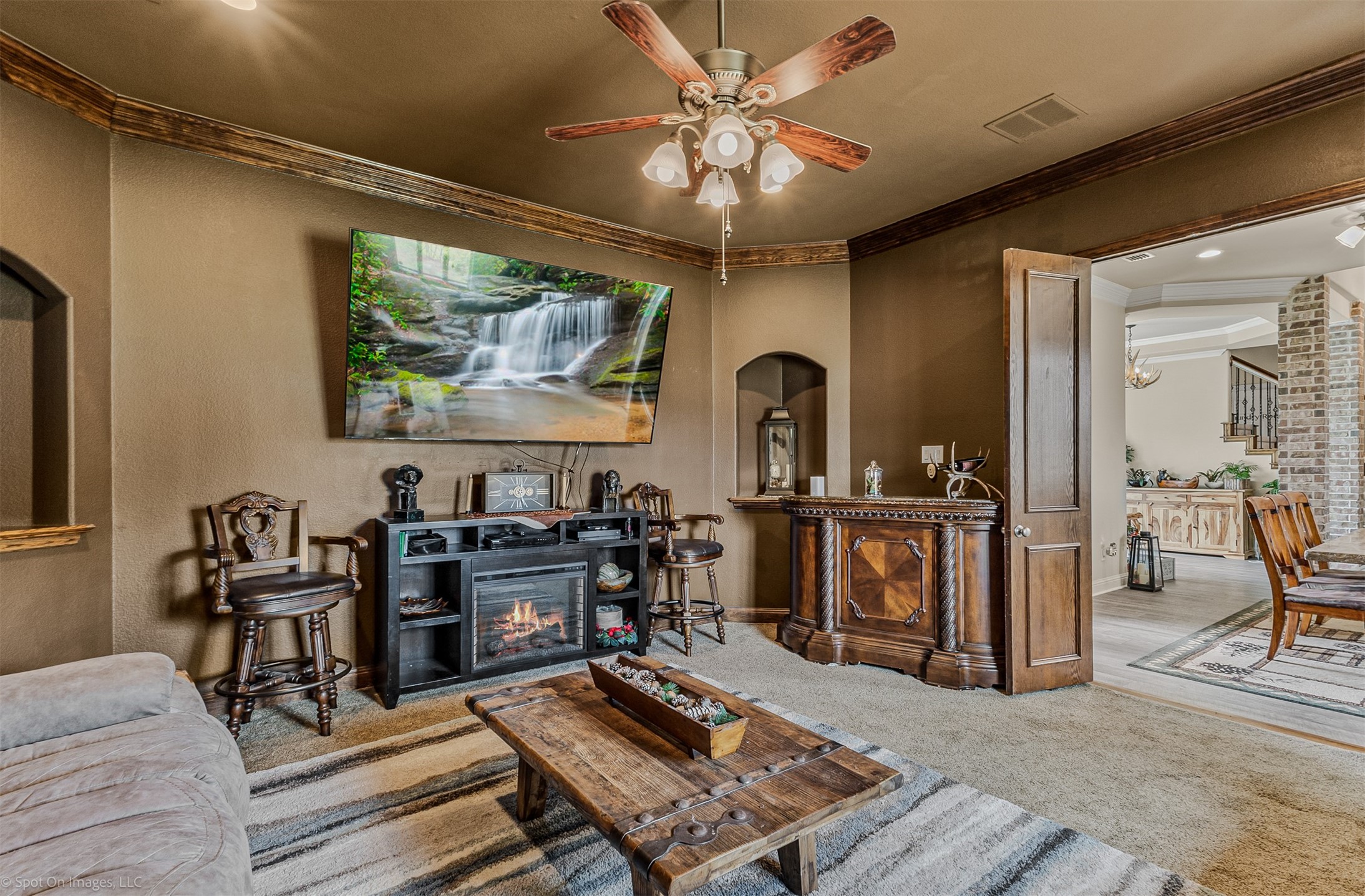 119 Equestrian Drive