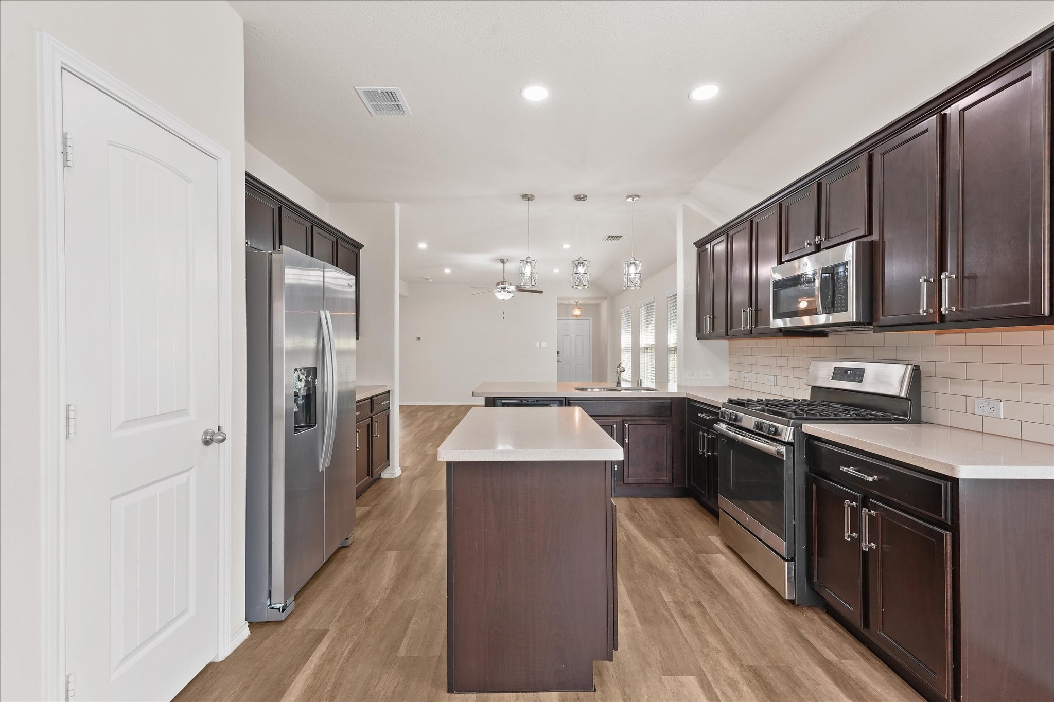 4011 Springfield Lane
