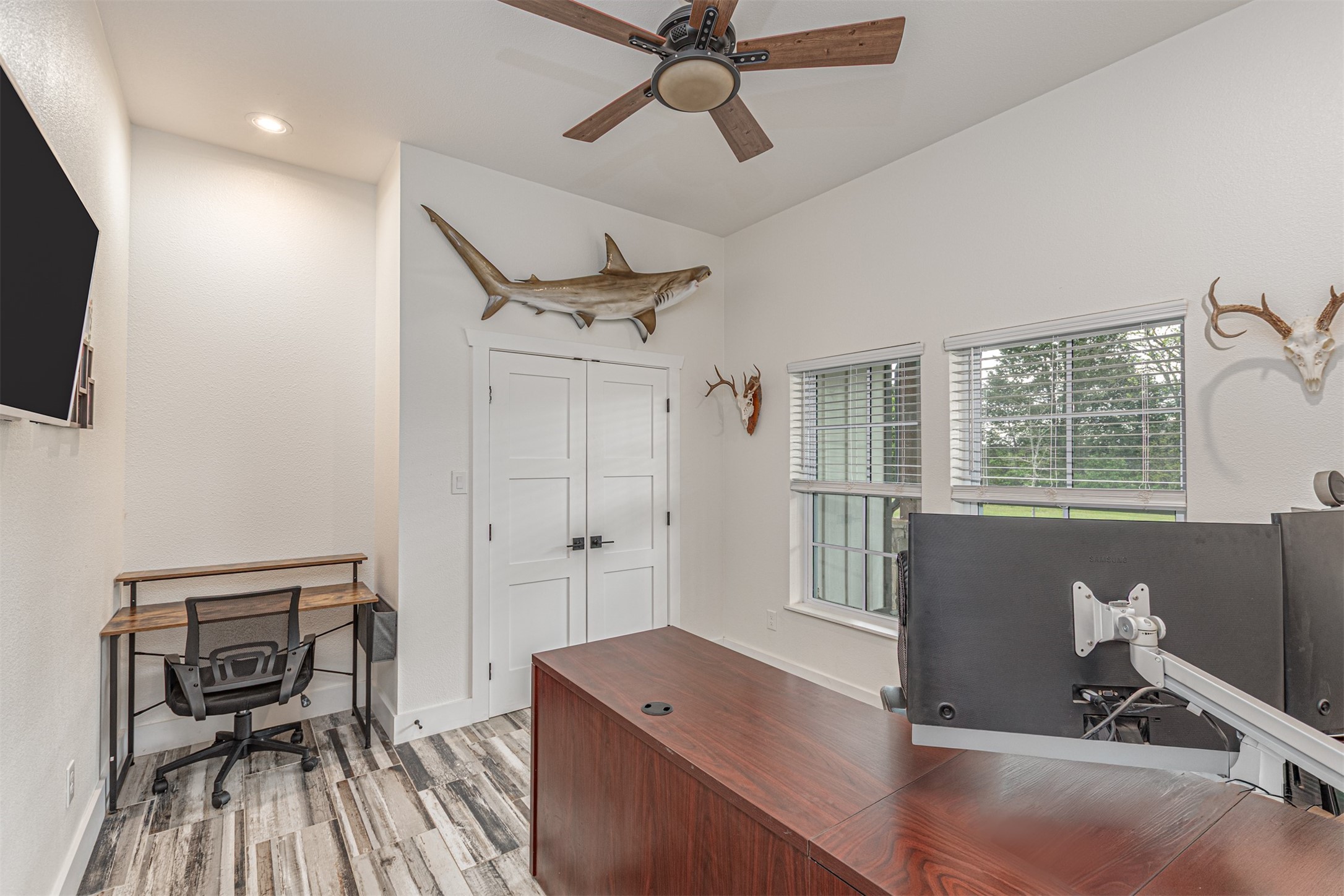 4886 County Road 1037
