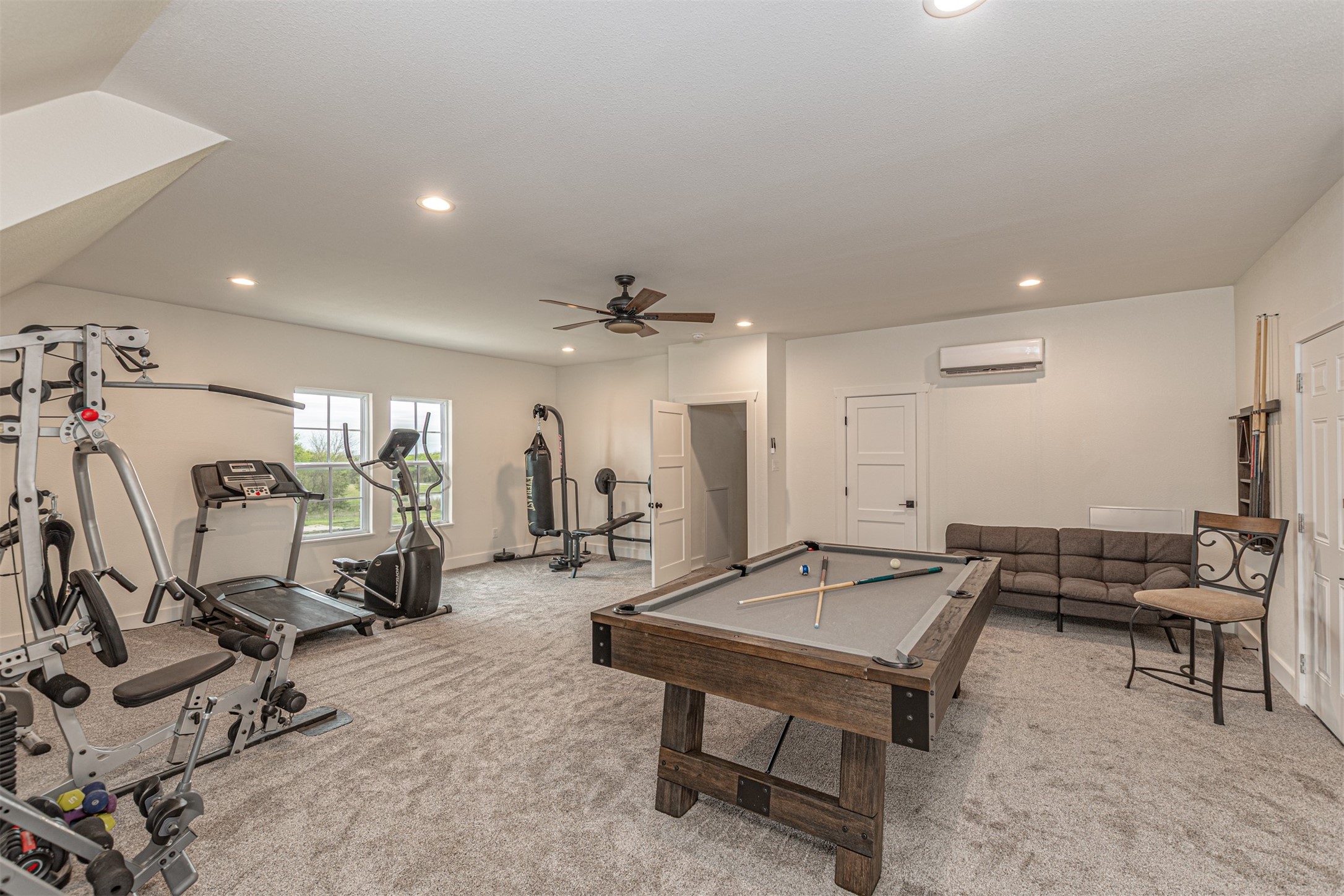 4886 County Road 1037