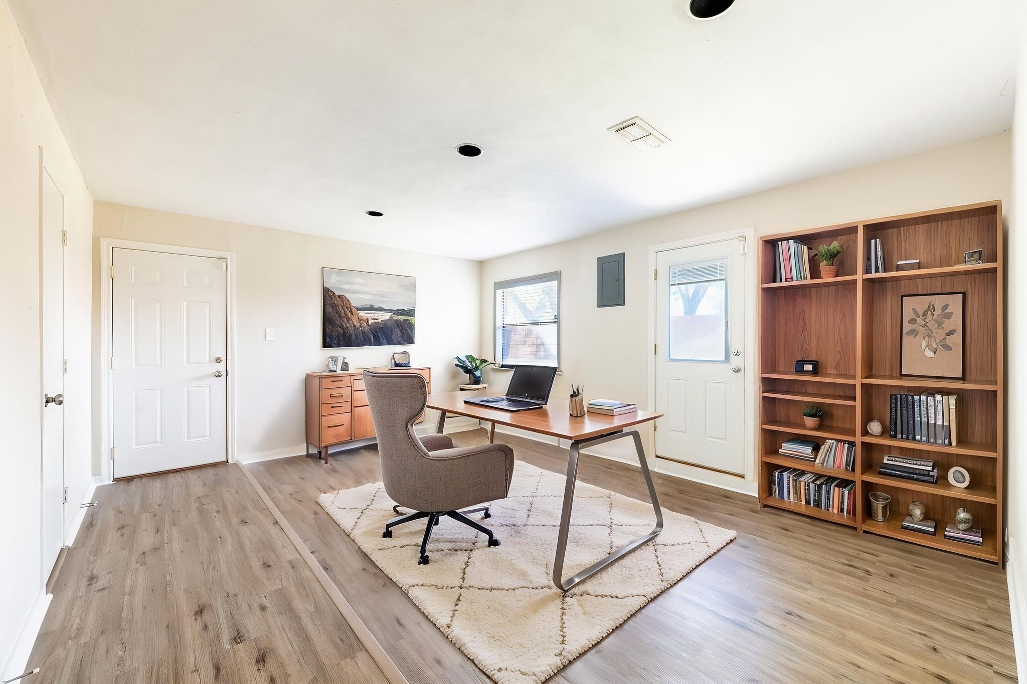 1521 Glenwick Drive