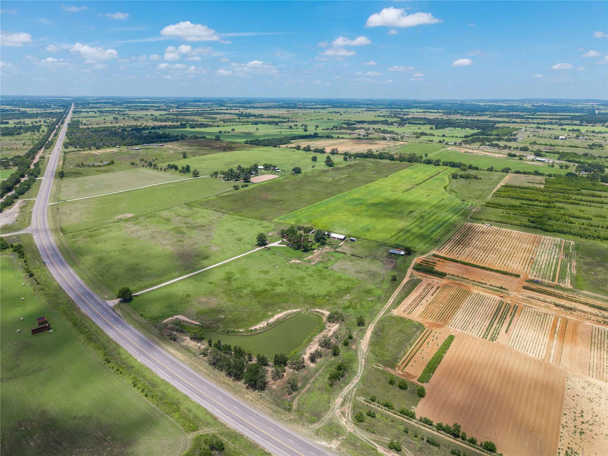 25.495 Acres Hwy 6 West