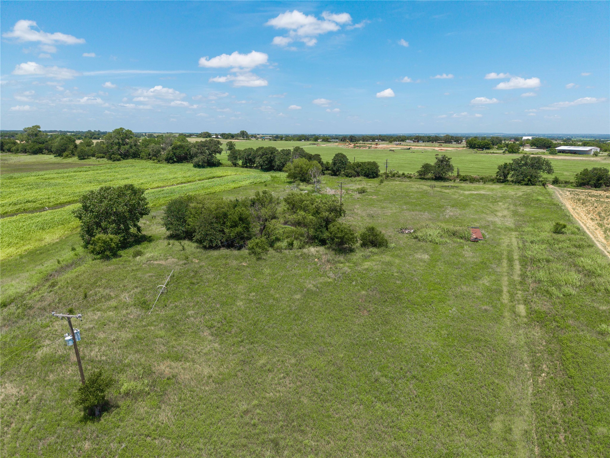 25.495 Acres Hwy 6 West