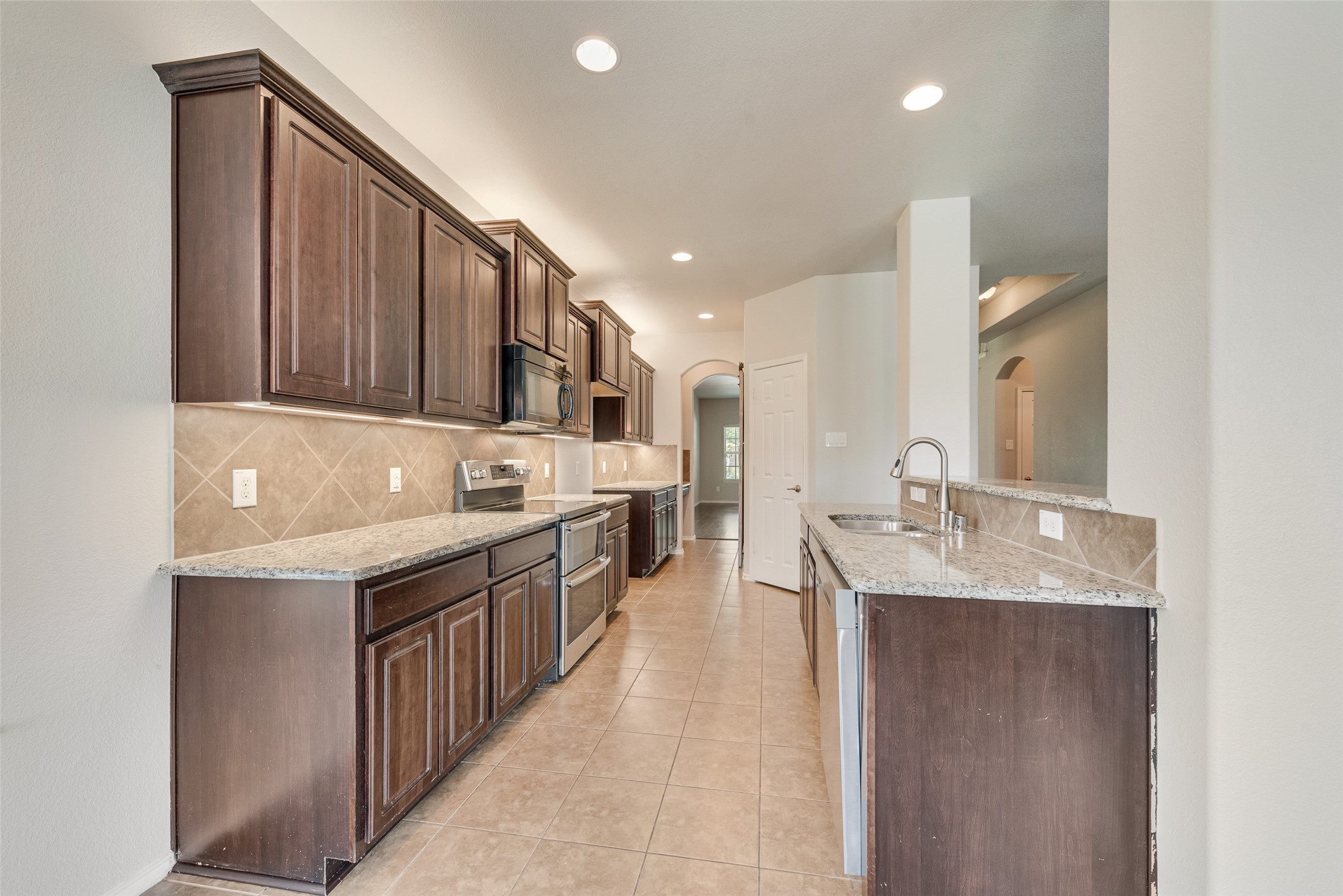 3017 Trellis Way