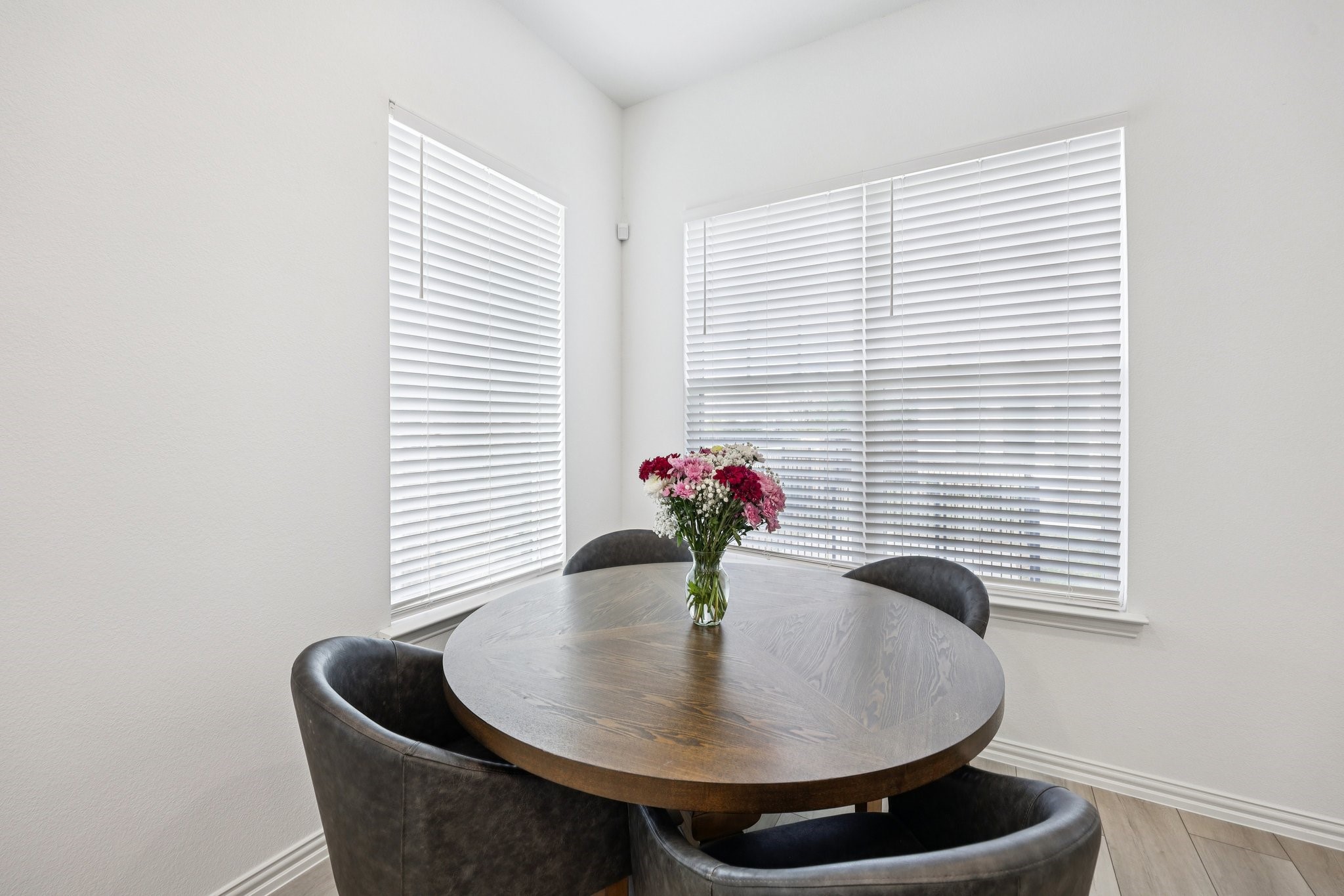 6201 Queens Path