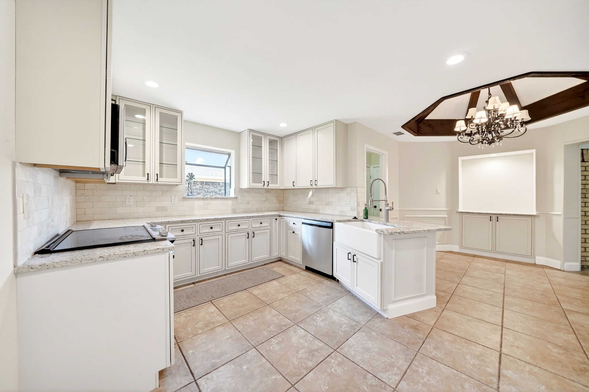 1002 Meridith Drive