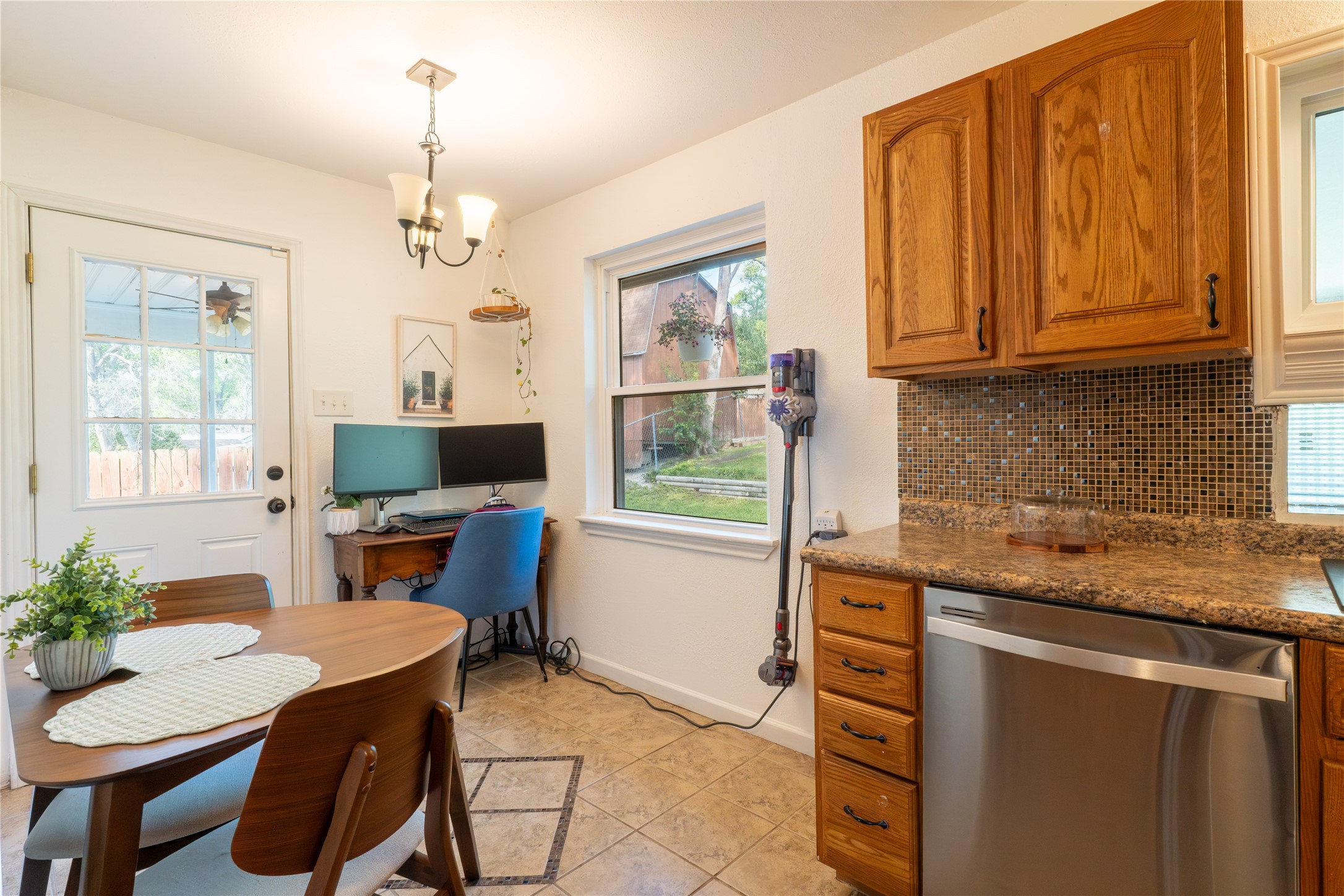 2422 Santa Cruz Drive