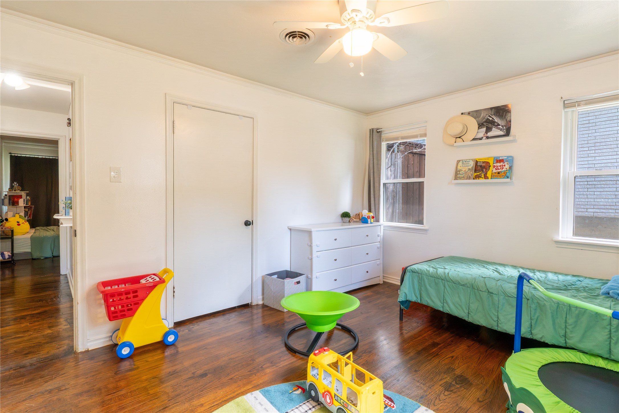 2422 Santa Cruz Drive