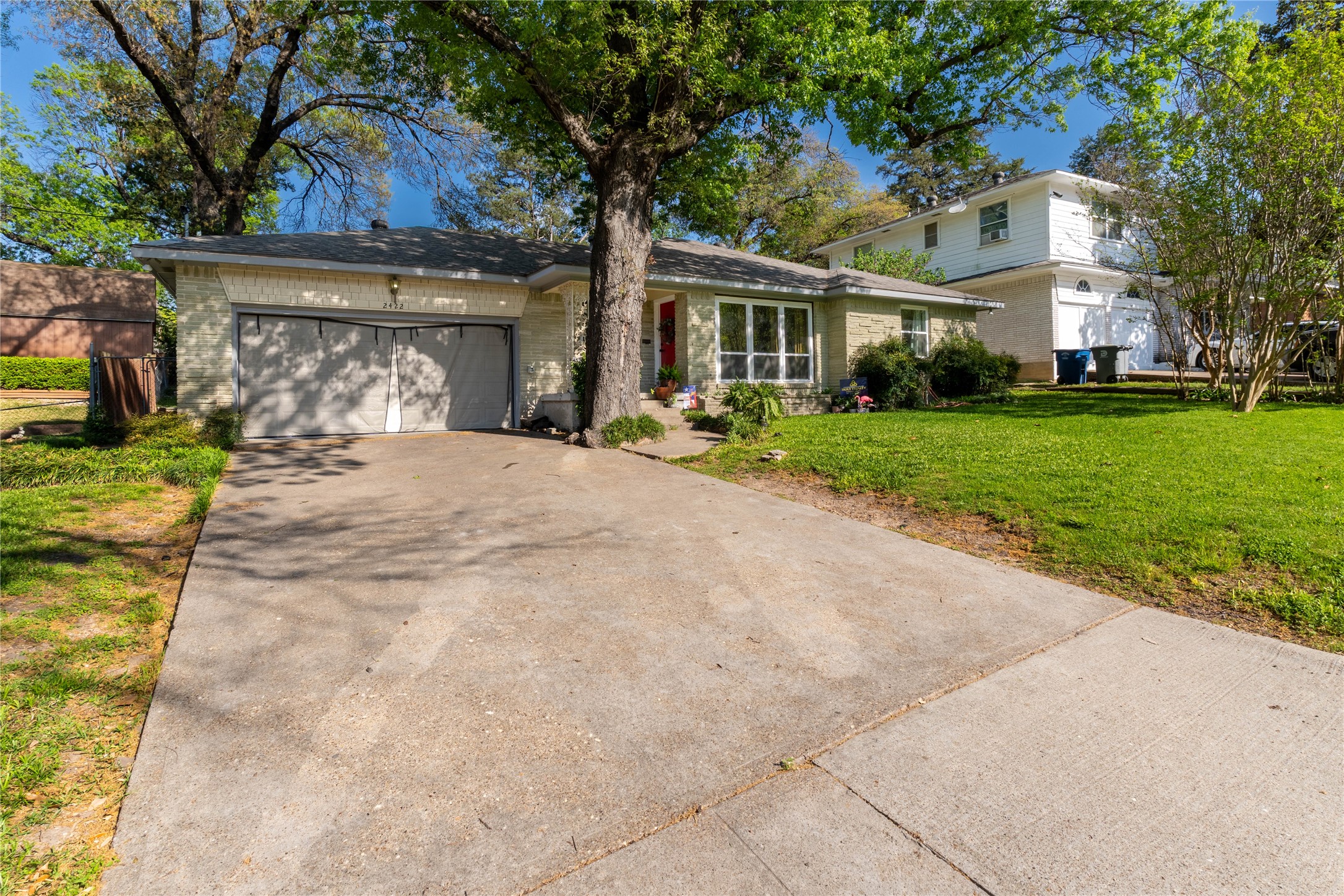 2422 Santa Cruz Drive