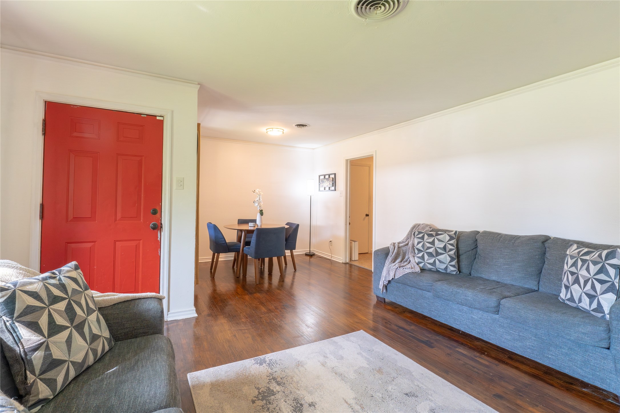 2422 Santa Cruz Drive