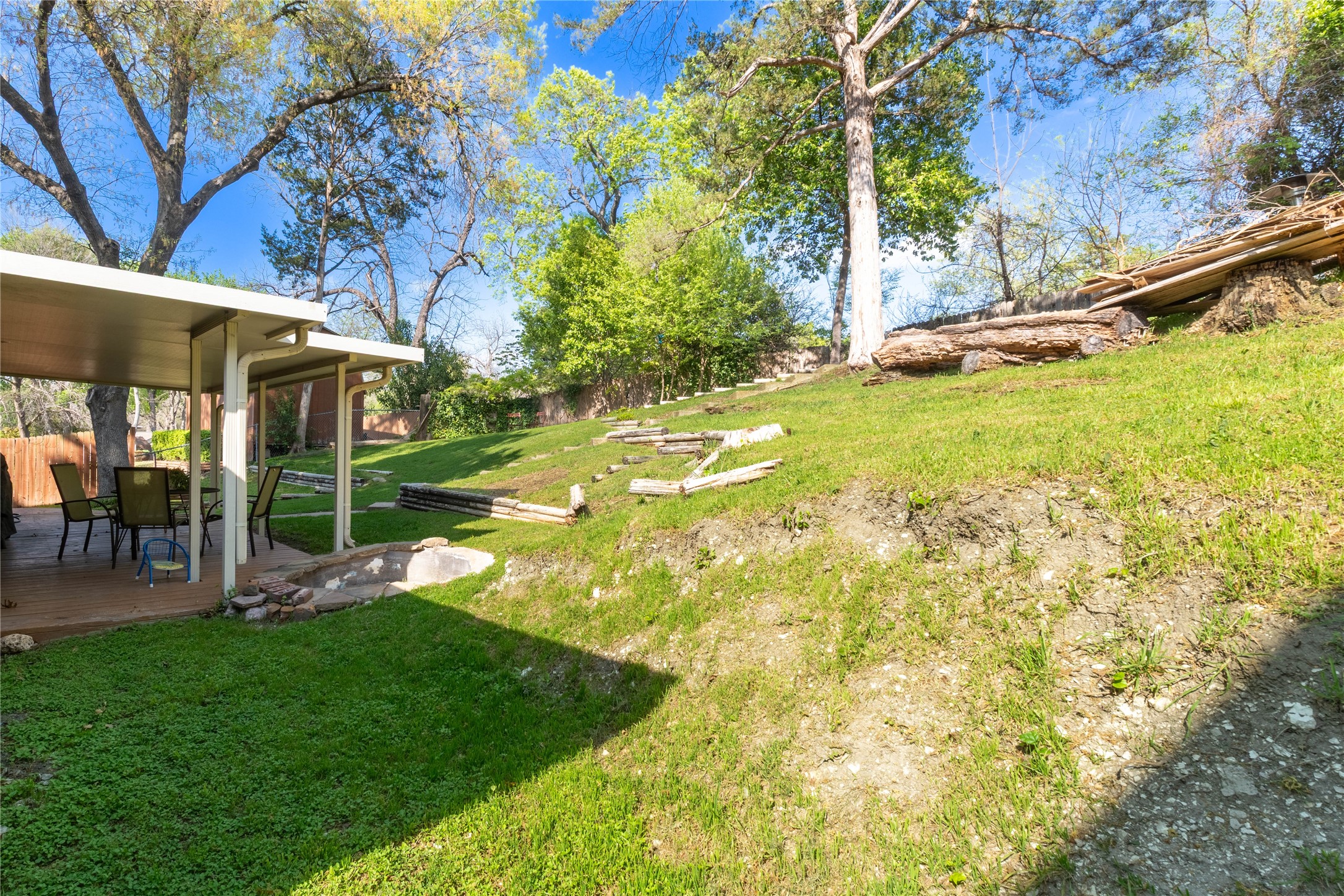 2422 Santa Cruz Drive