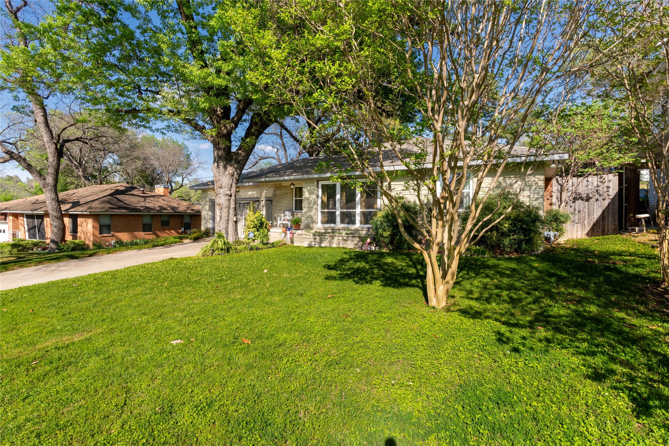 2422 Santa Cruz Drive