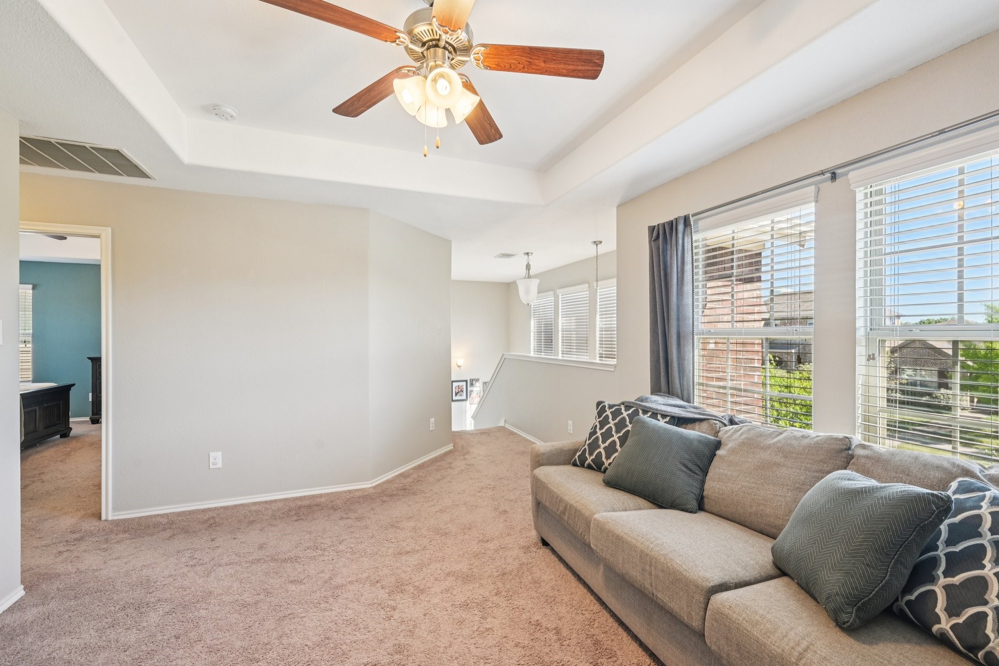 1225 Honeywood Lane