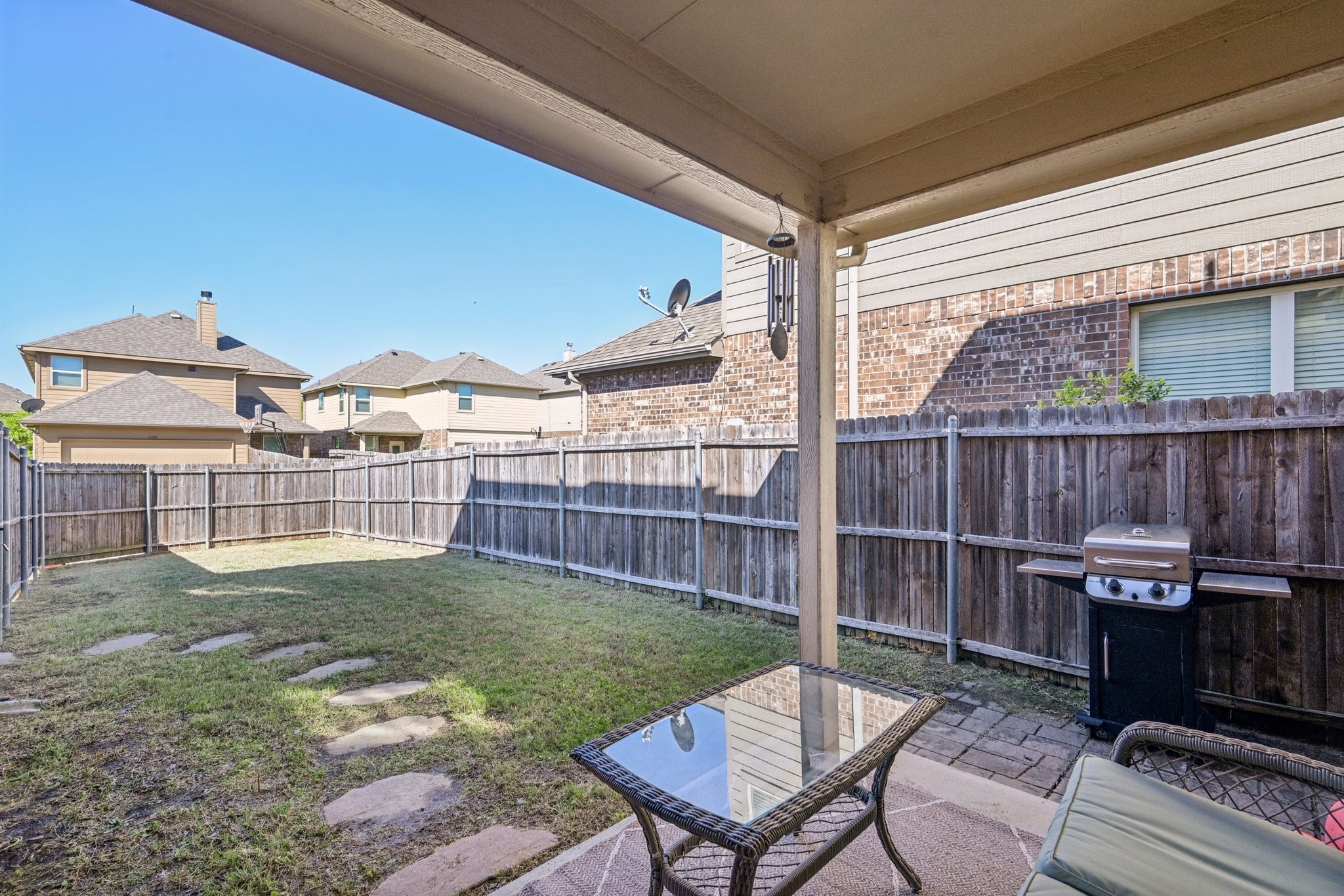 1225 Honeywood Lane