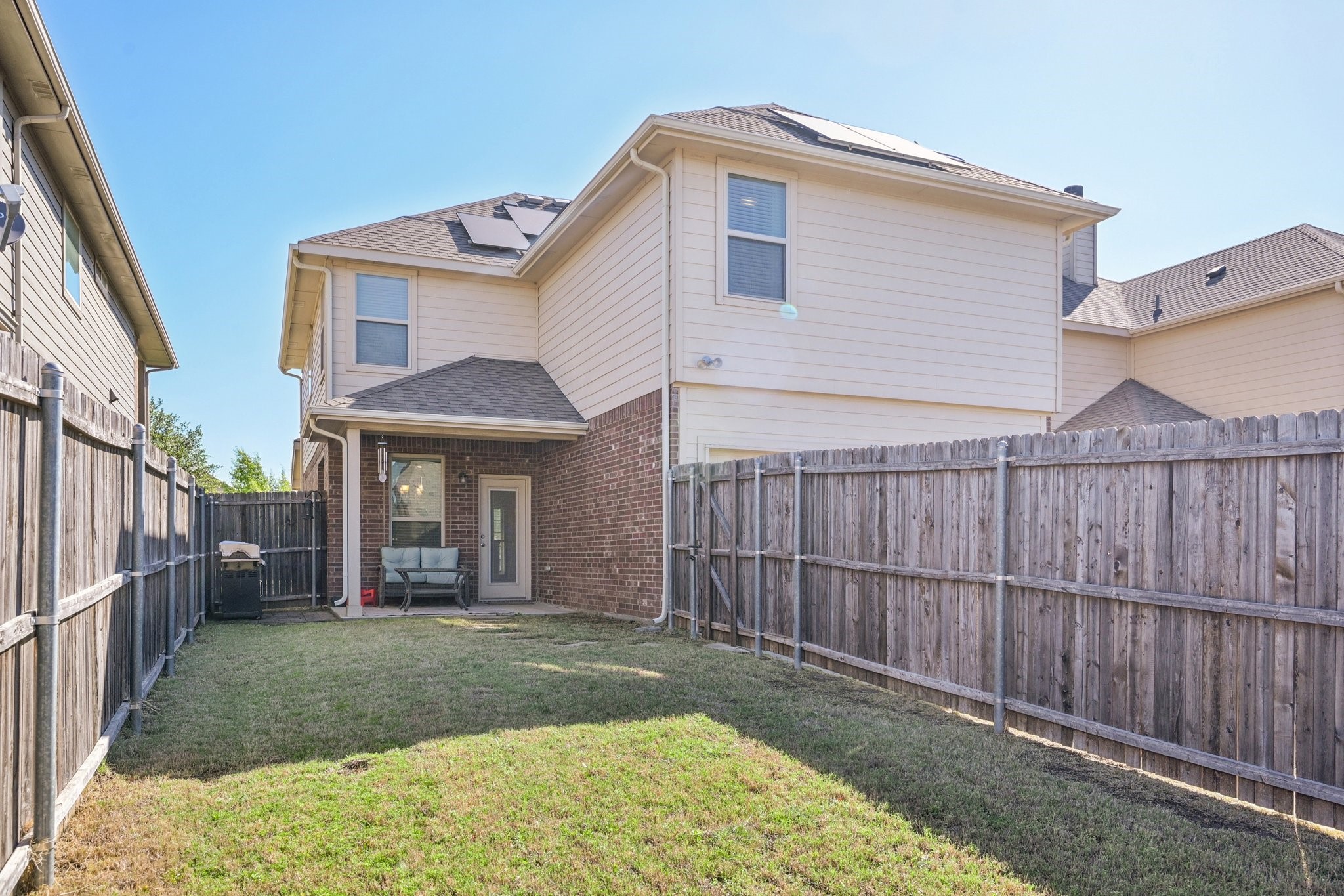 1225 Honeywood Lane