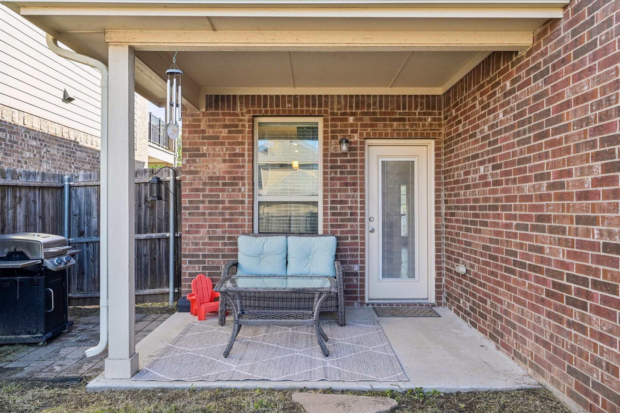 1225 Honeywood Lane