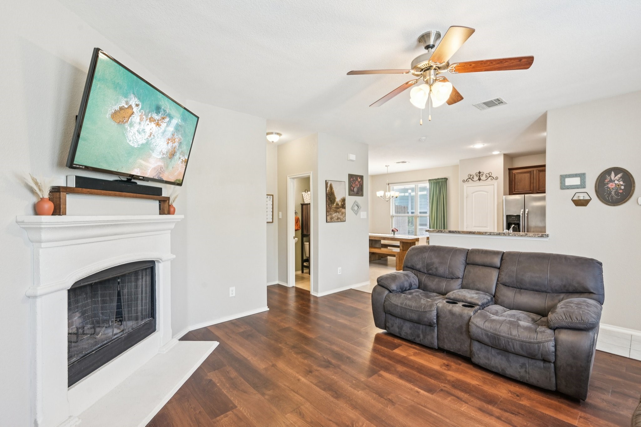 1225 Honeywood Lane