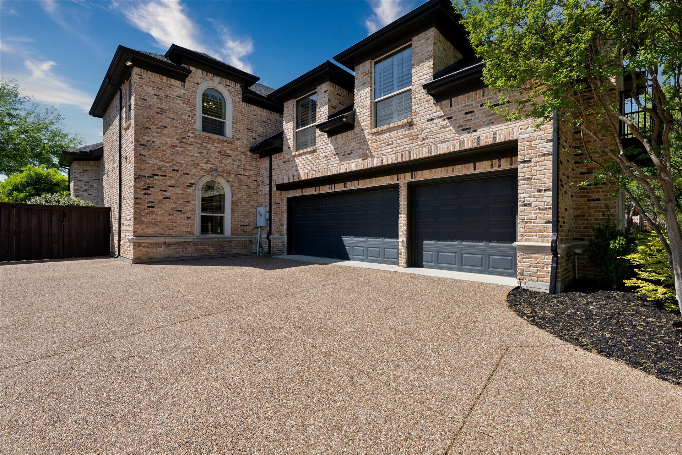 1106 Waterfall Drive