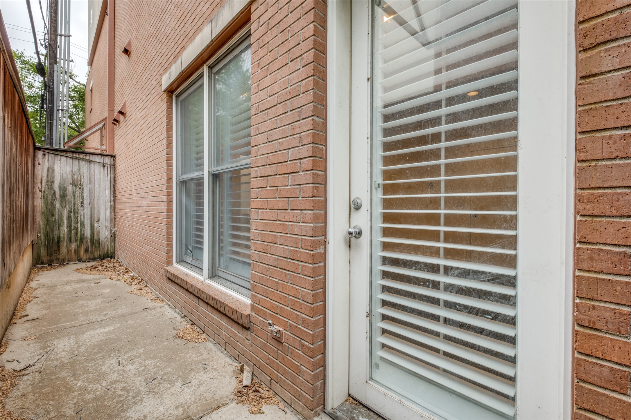 3250 Cambrick Street 16