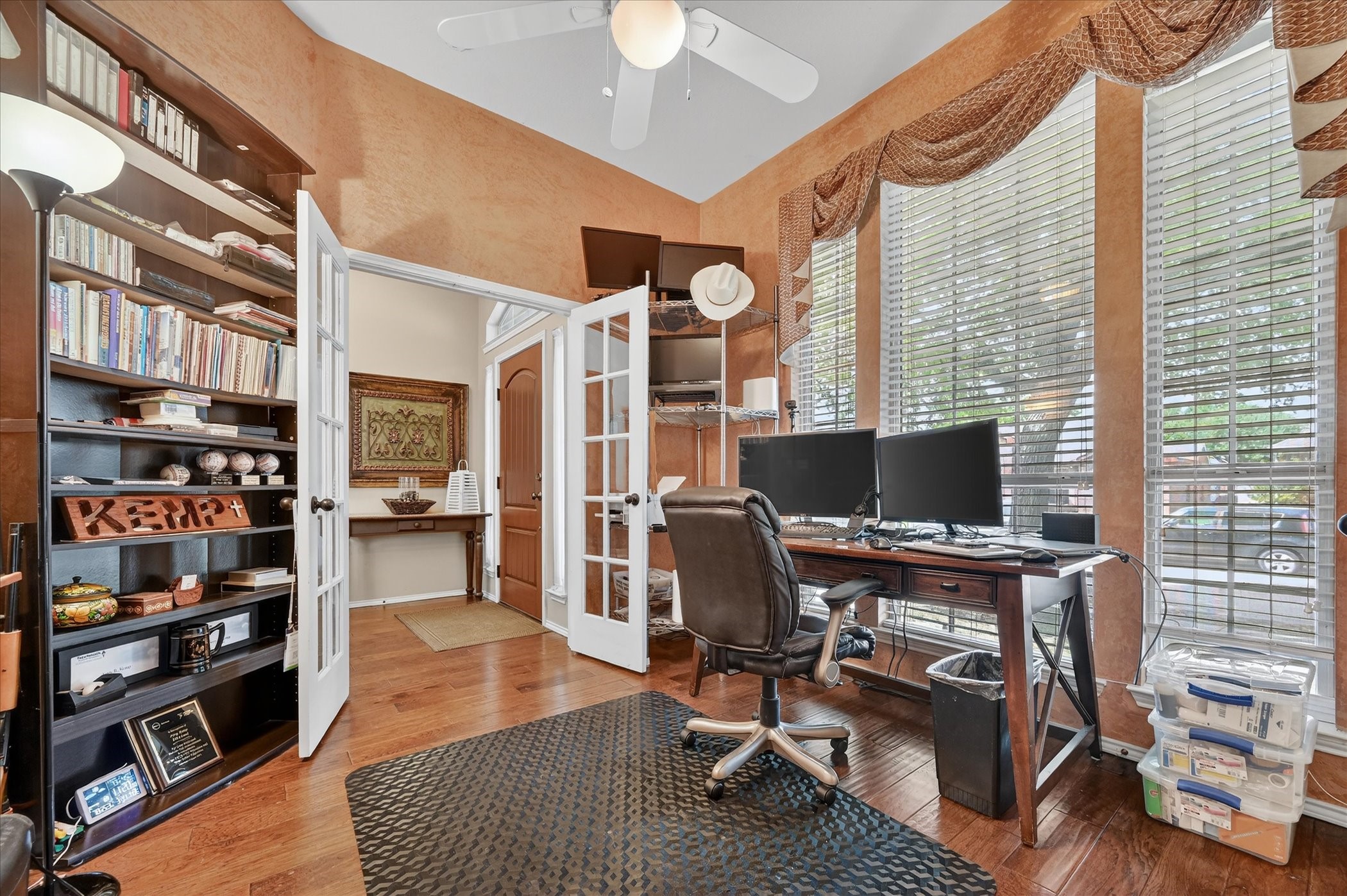 3025 Avery Lane