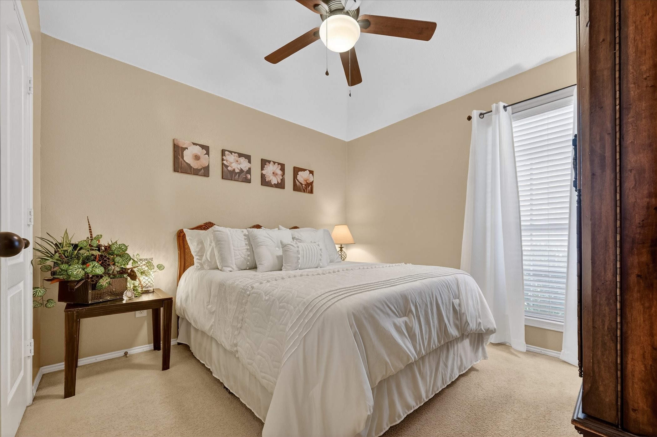 3025 Avery Lane