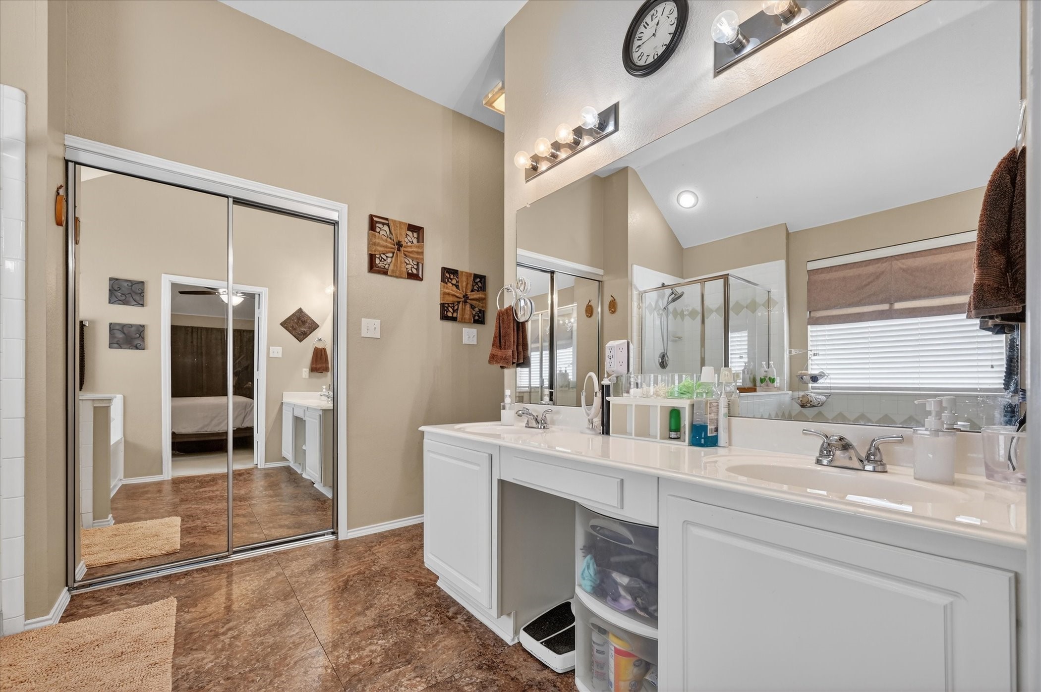 3025 Avery Lane