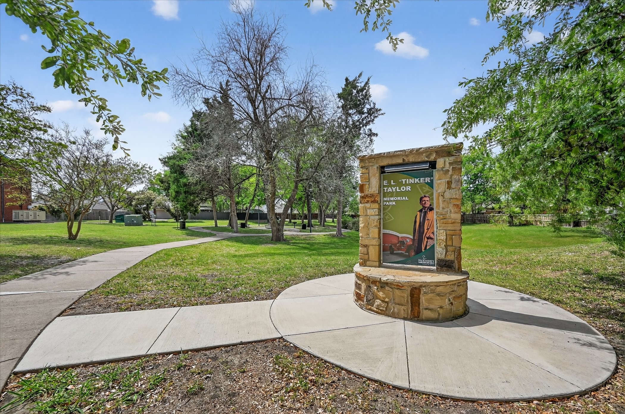 3025 Avery Lane