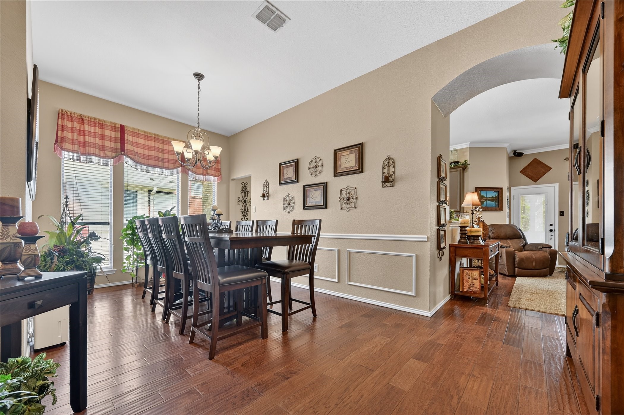 3025 Avery Lane