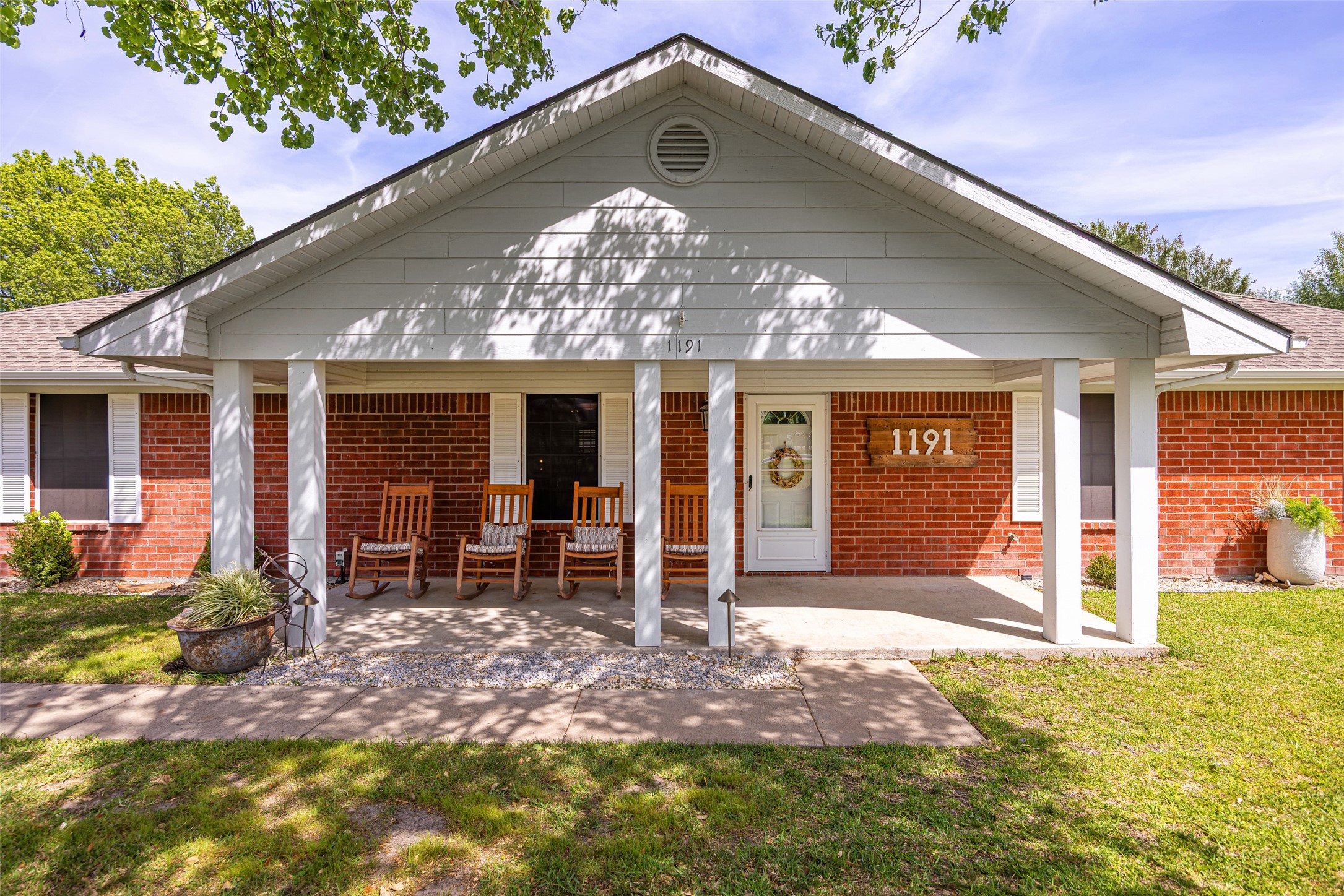 1191 E Fm 544
