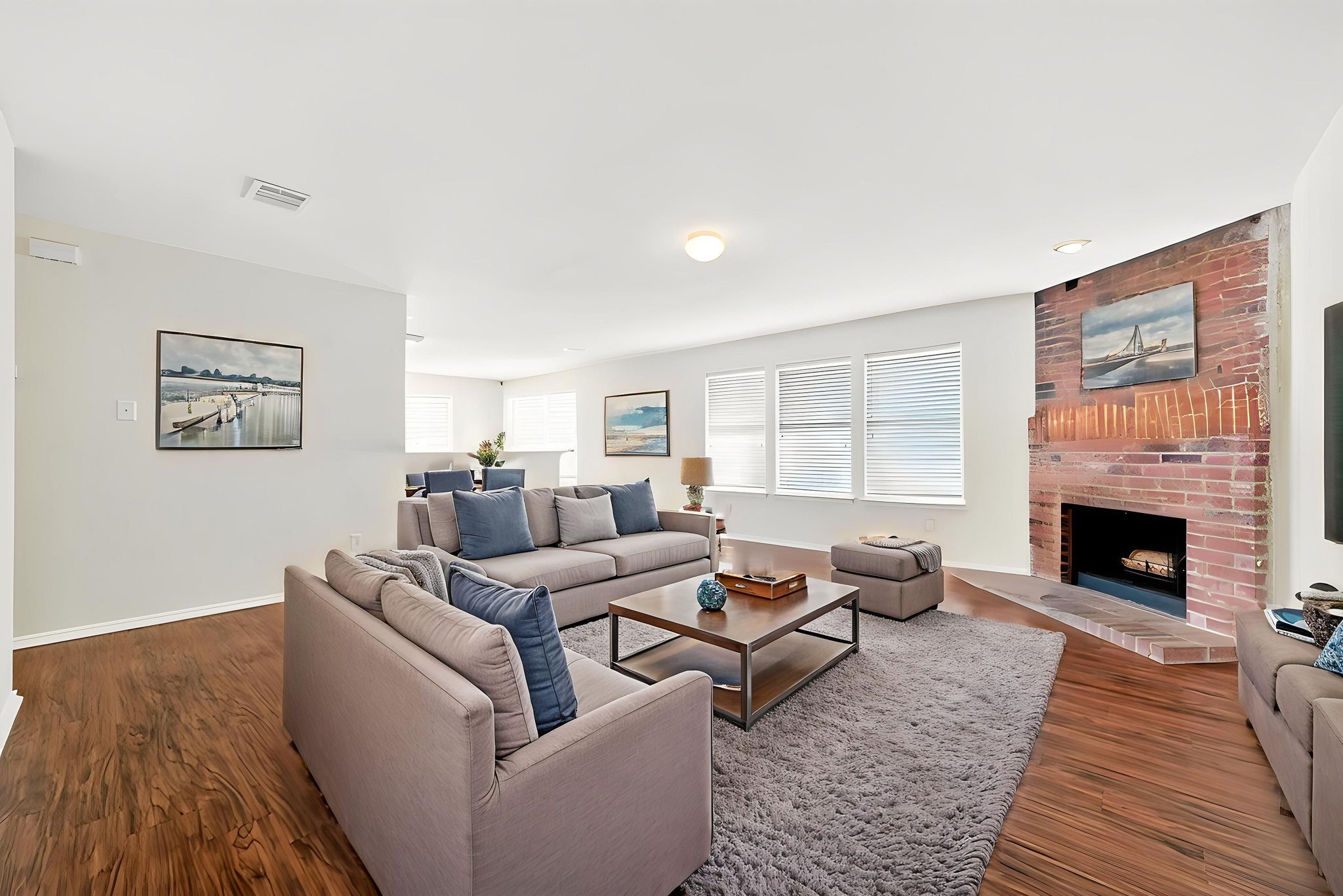 2800 Arbury Drive