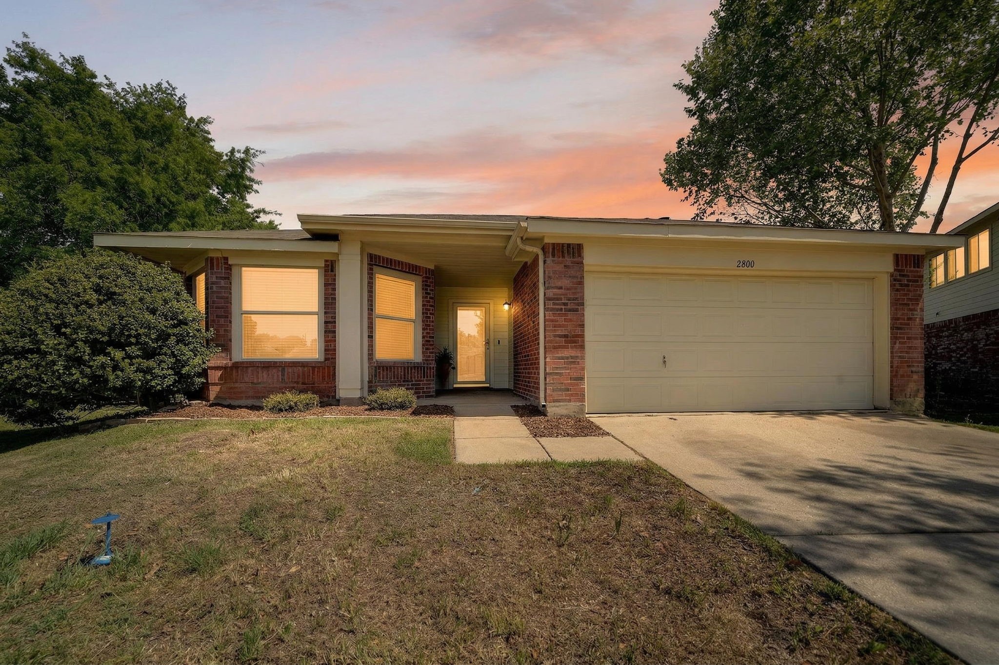 2800 Arbury Drive