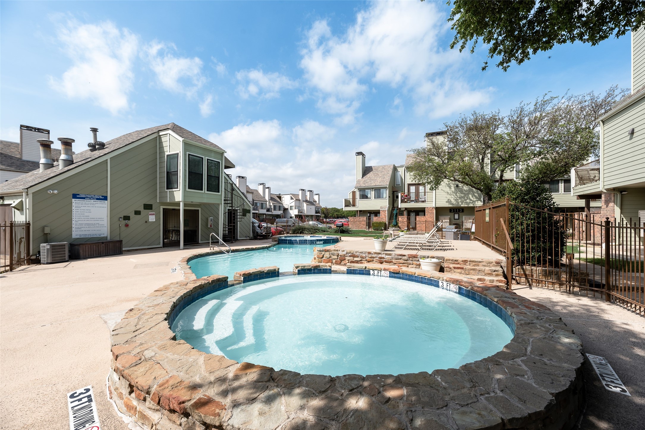 3117 Sondra Drive 101