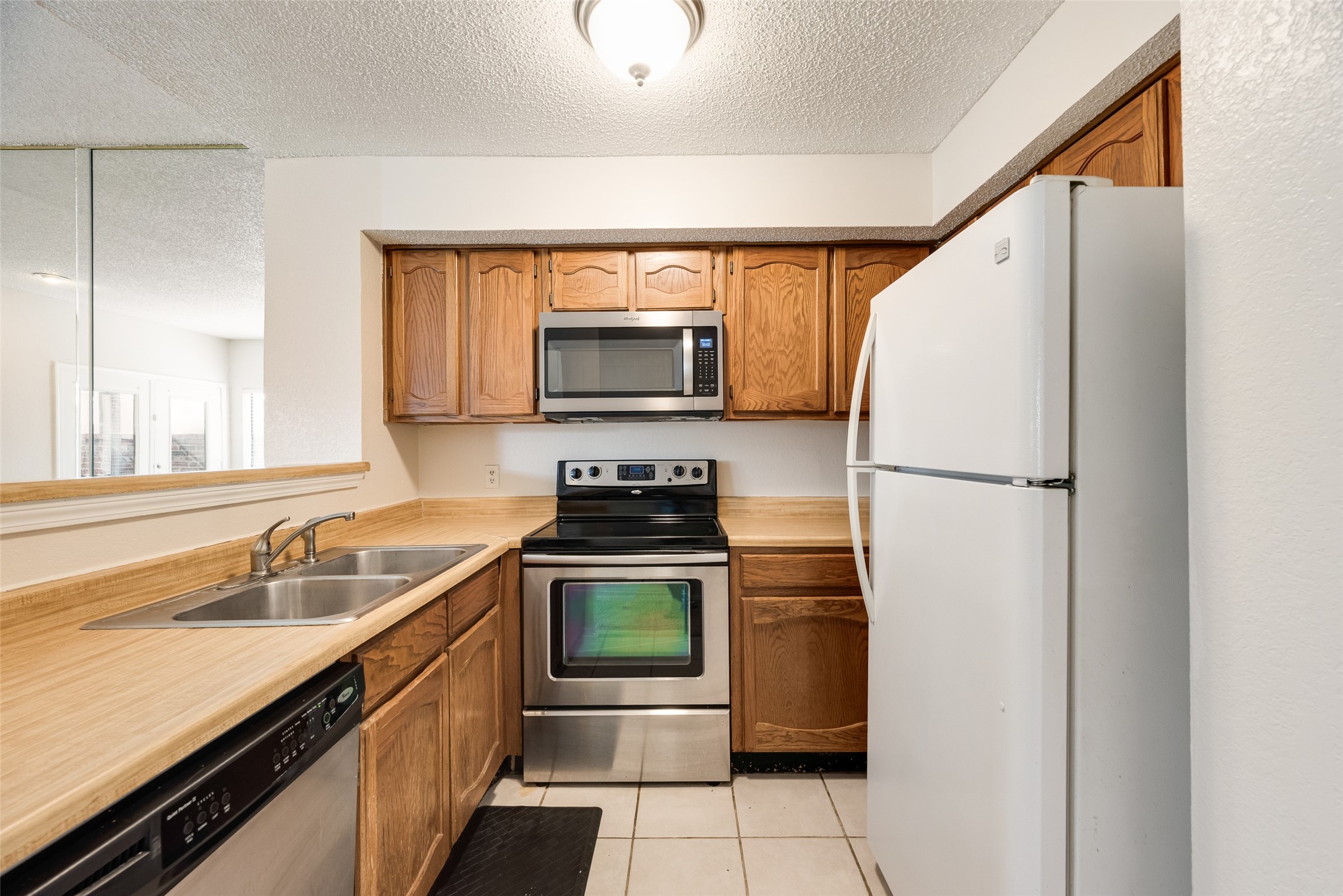 3117 Sondra Drive 101