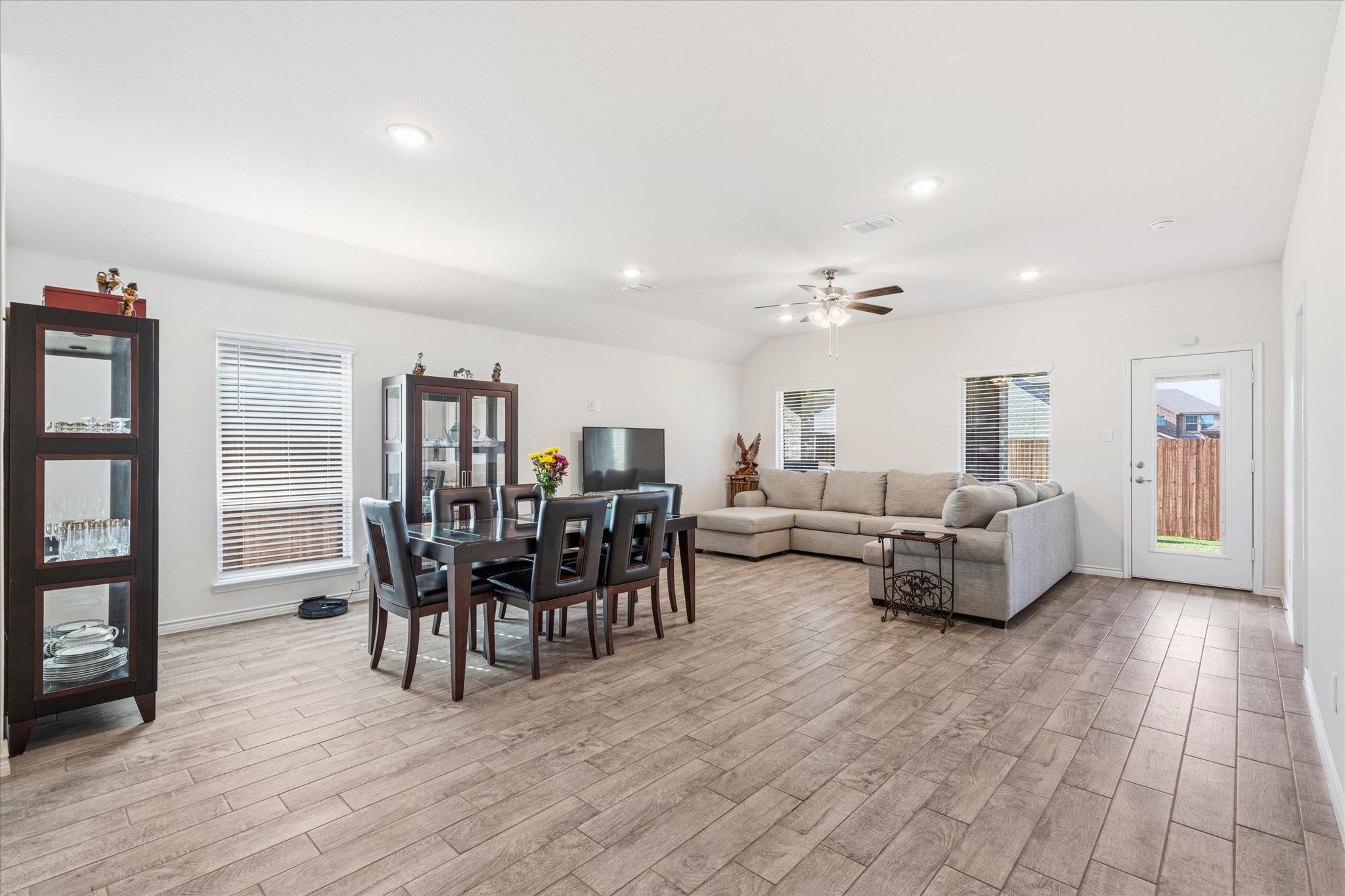 8133 Danny Scarth Lane