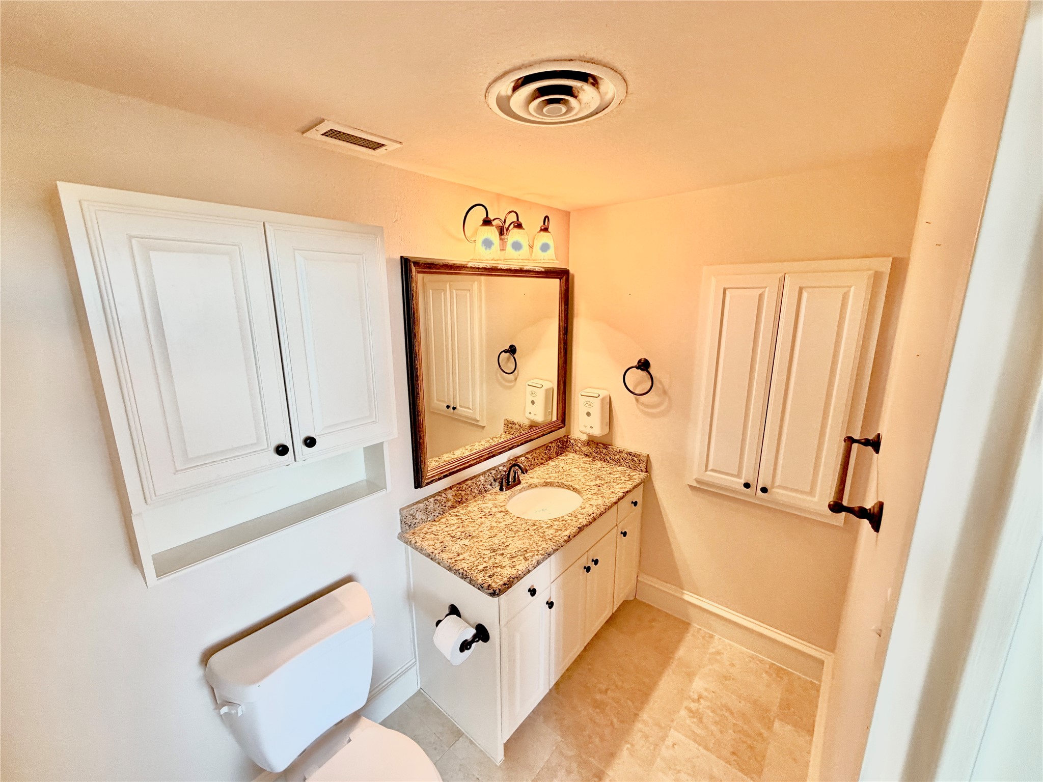6211 W Northwest Highway 2401