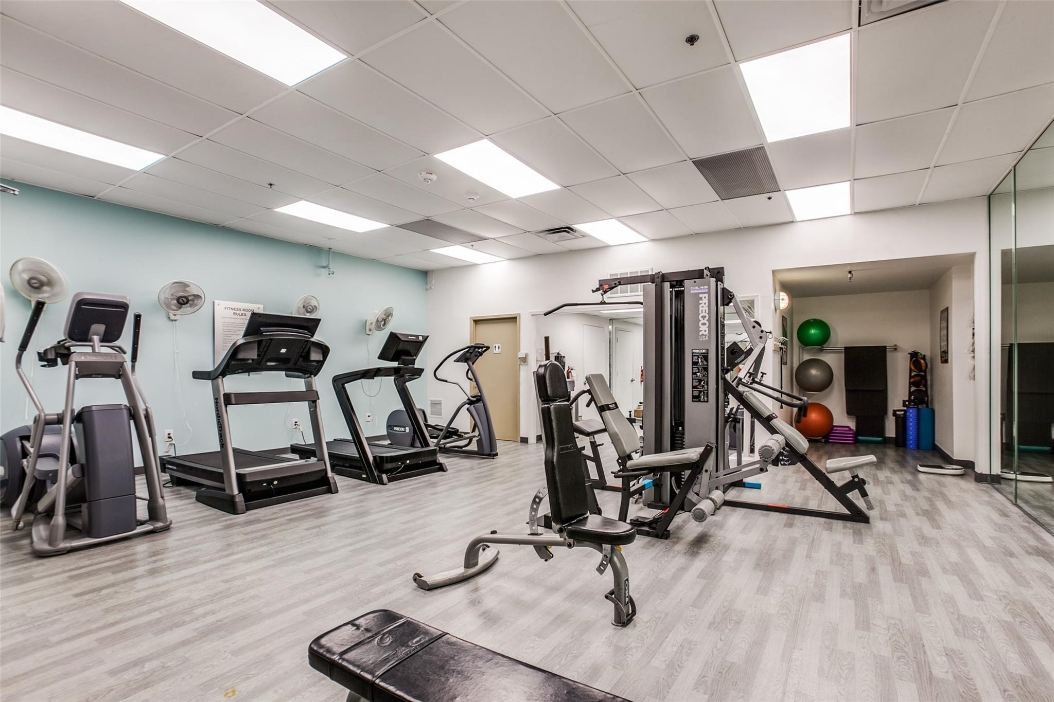 6211 W Northwest Highway 2401
