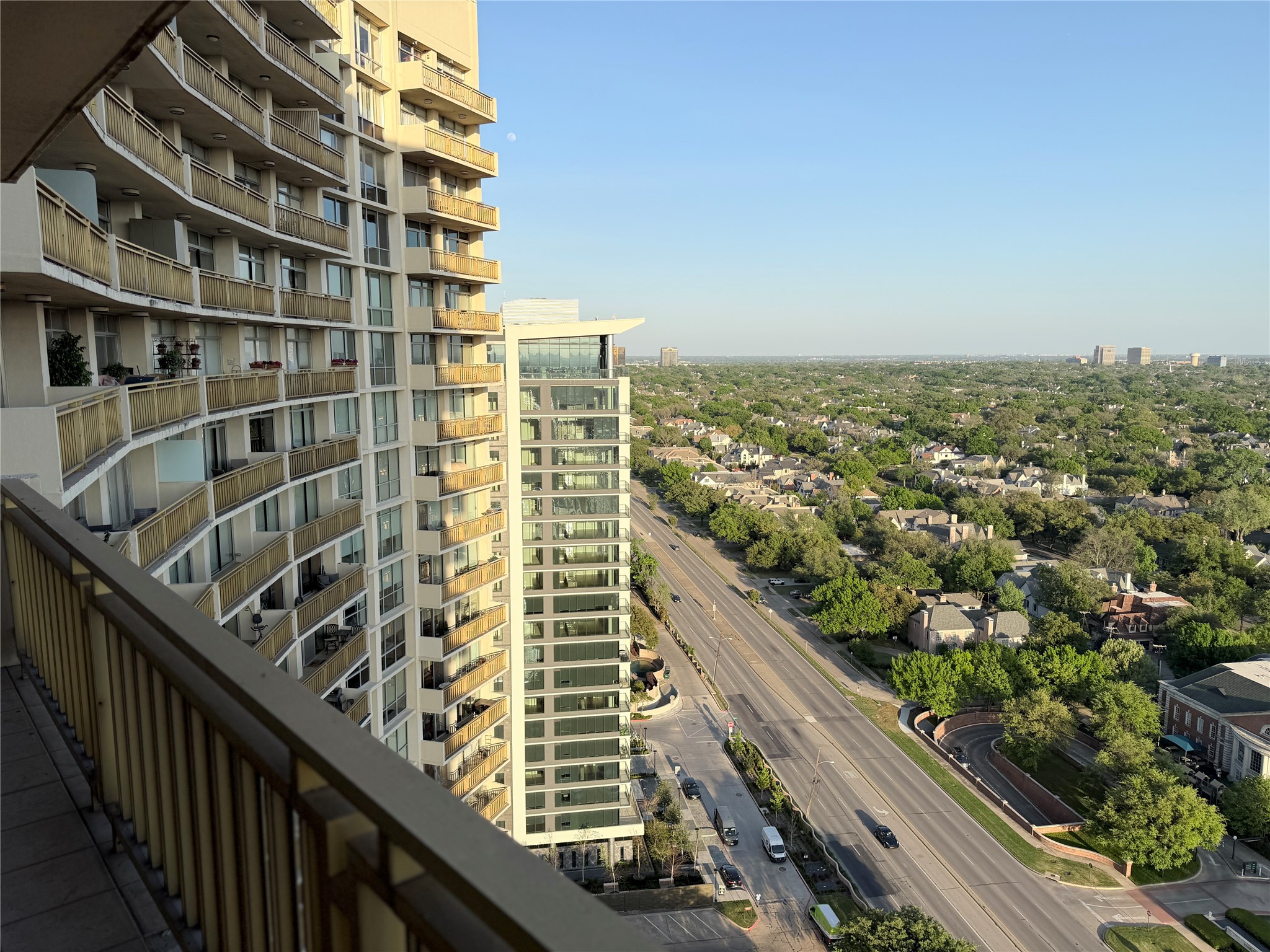 6211 W Northwest Highway 2401