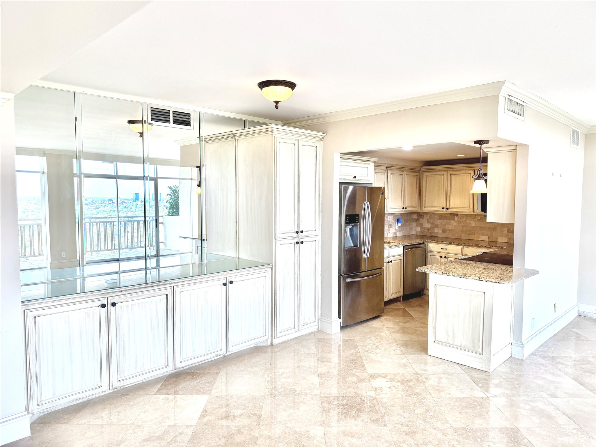 6211 W Northwest Highway 2401