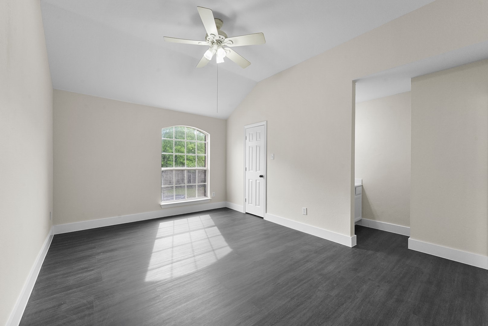 2613 Dove Creek Drive
