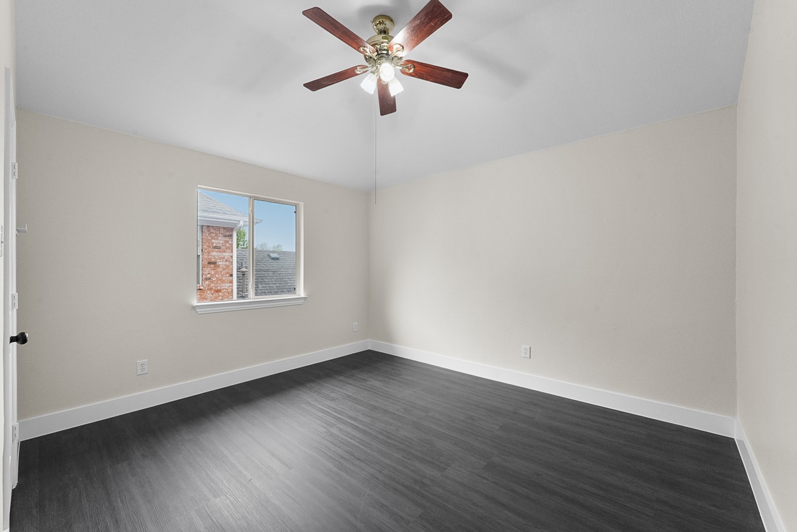 2613 Dove Creek Drive