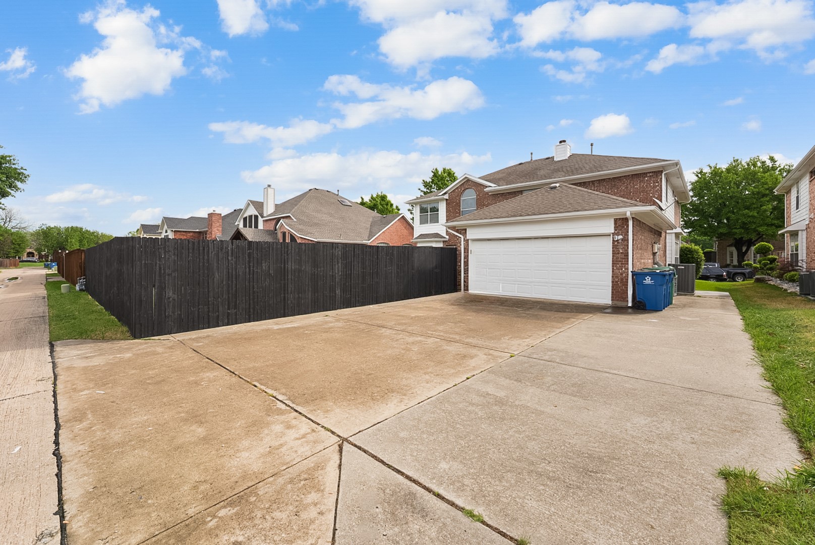 2613 Dove Creek Drive