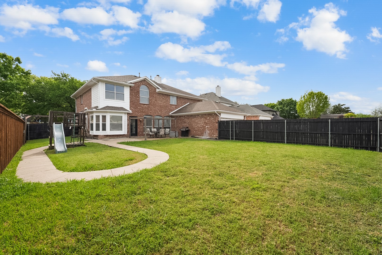 2613 Dove Creek Drive