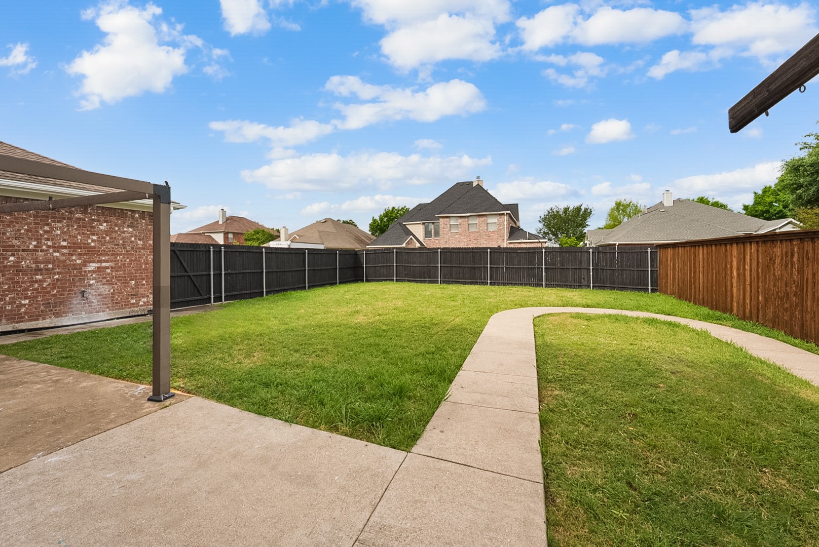 2613 Dove Creek Drive