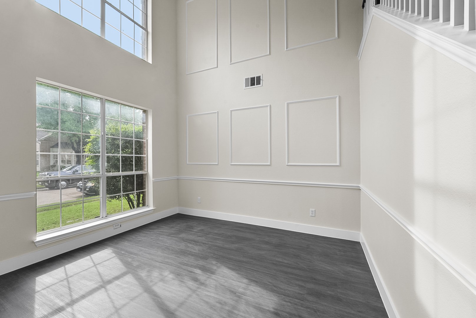 2613 Dove Creek Drive