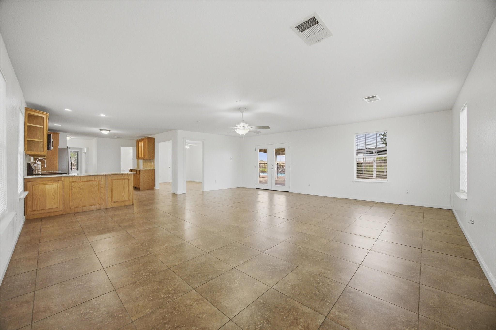 12384 County Road 800