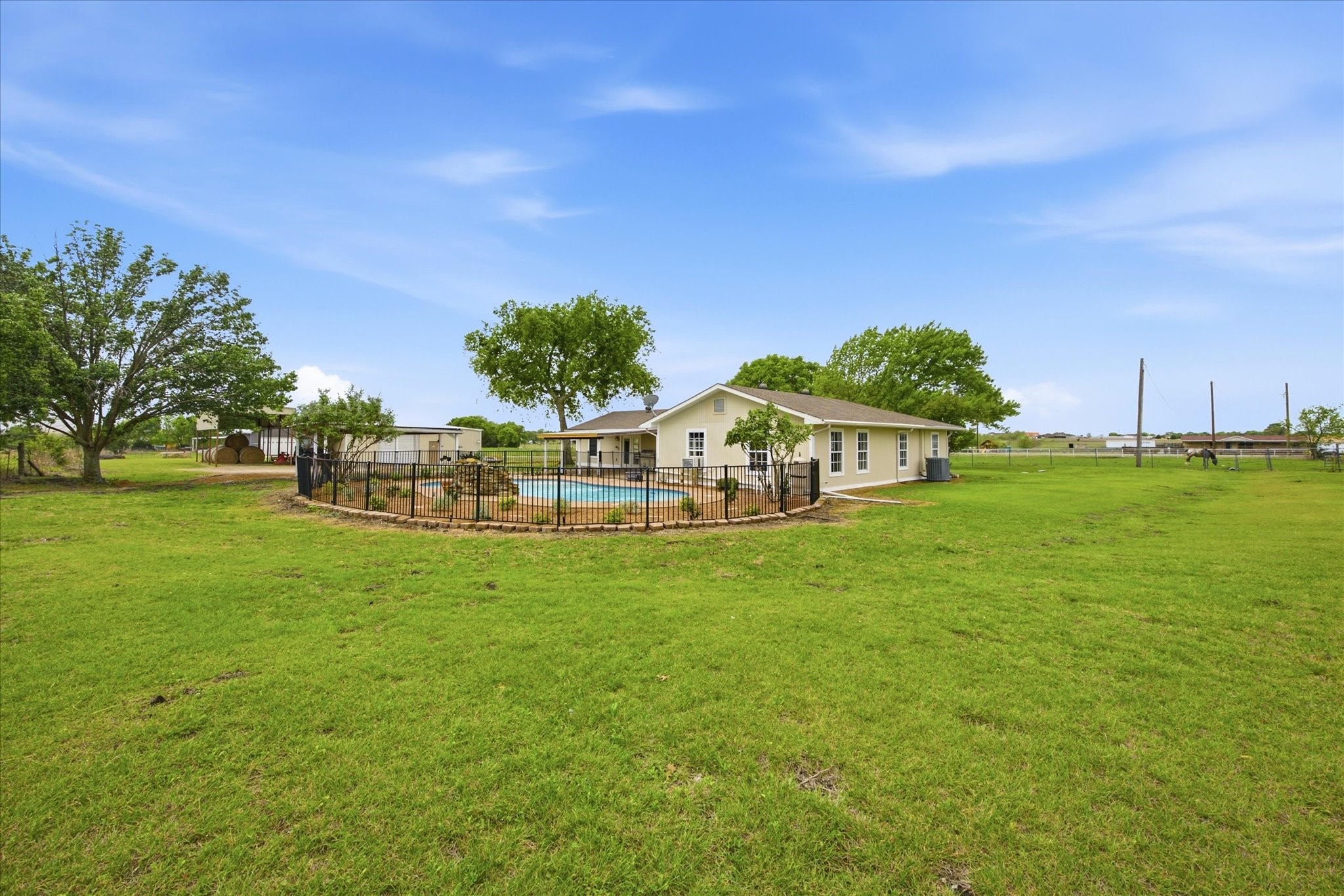 12384 County Road 800