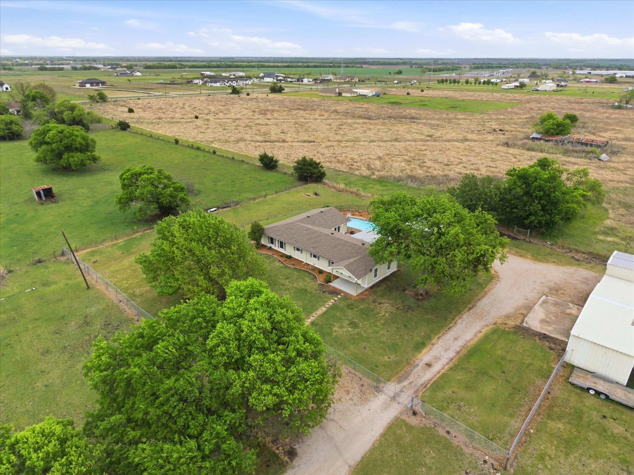 12384 County Road 800