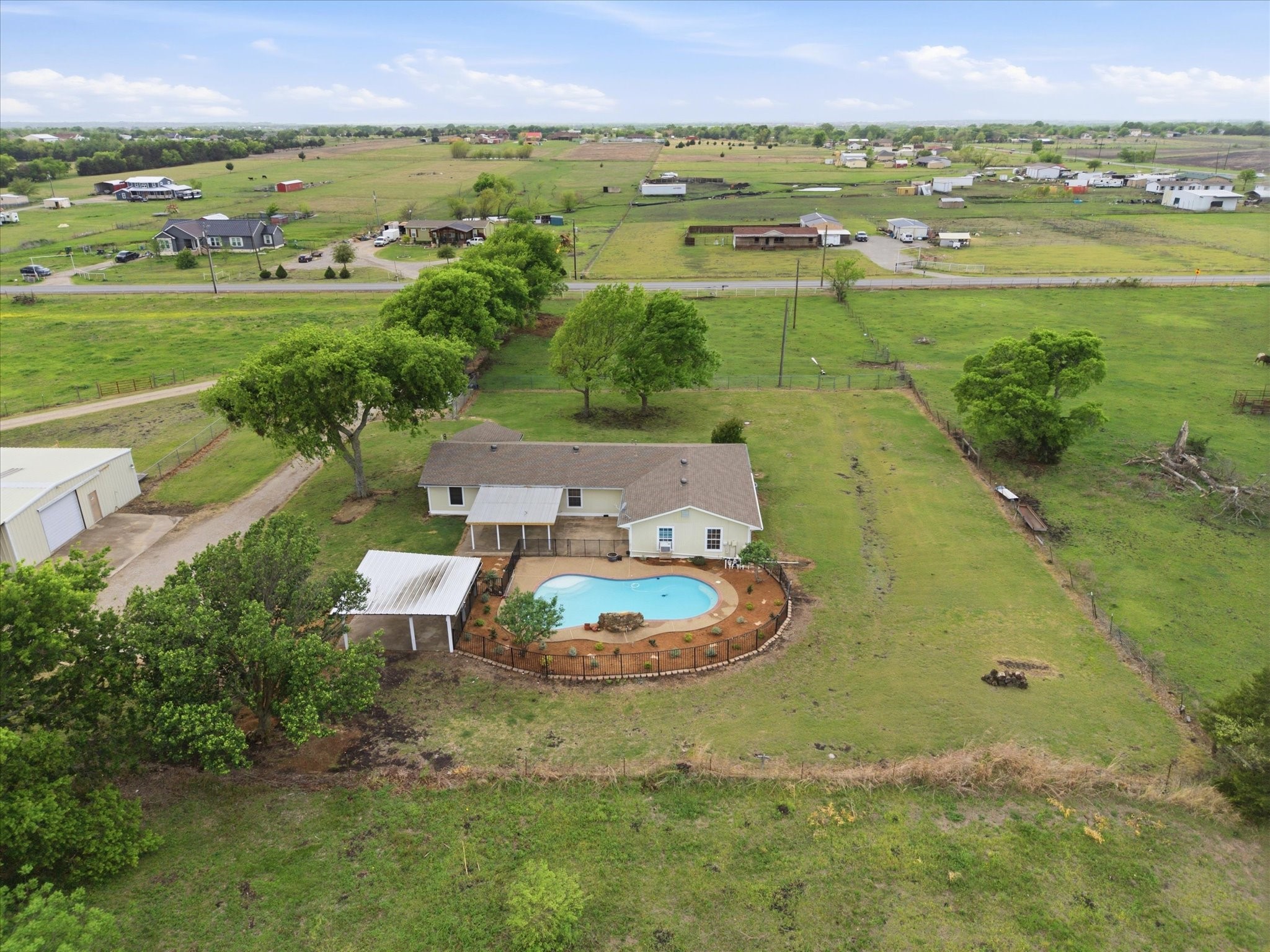 12384 County Road 800