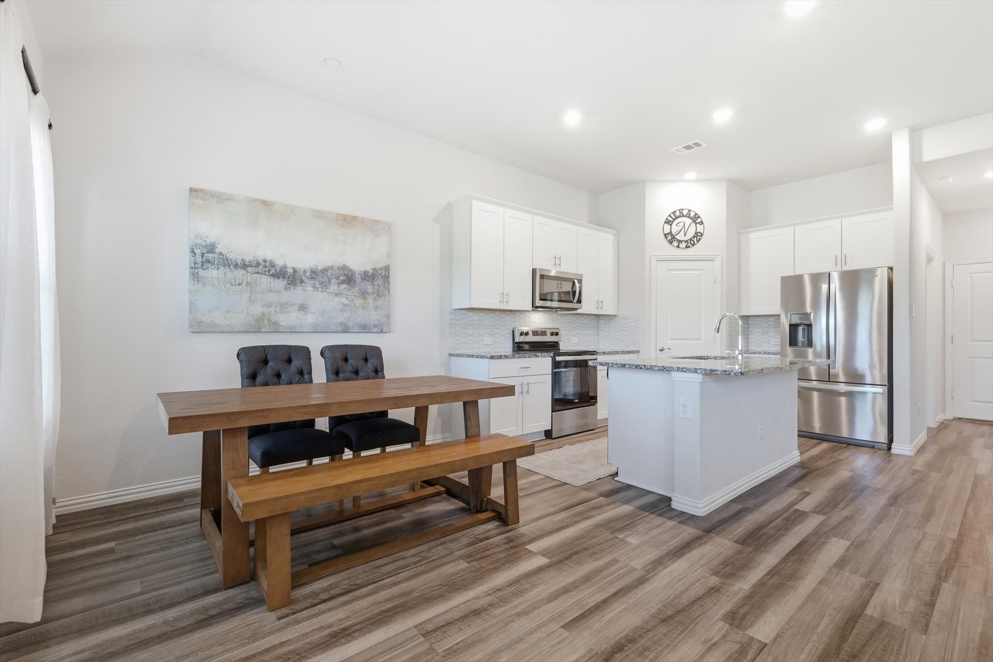 221 Stonehollow Way